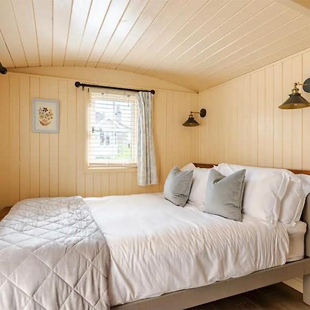 Shepherd'S Hut, Bath Exteriör bild